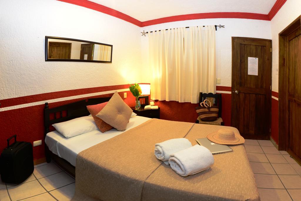 Unic Design Hotel & Restaurant- 5Th Avenue (Adults Only) Playa del Carmen Room photo